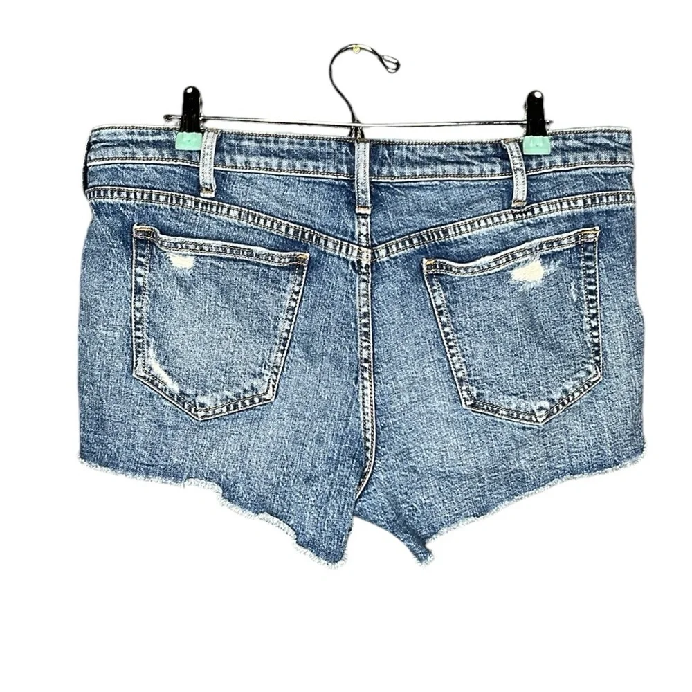 Silver Jeans Hello Shorty Shorts Sz W32‎ Distressed